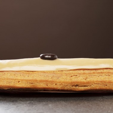 Eclair café