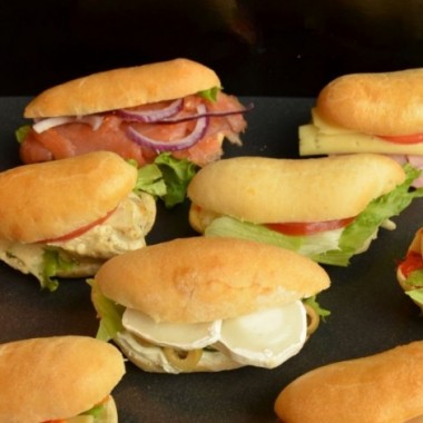 Navette viennoise garnie...