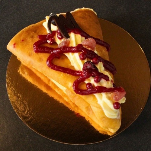 Crêpe garnie fruits rouges 