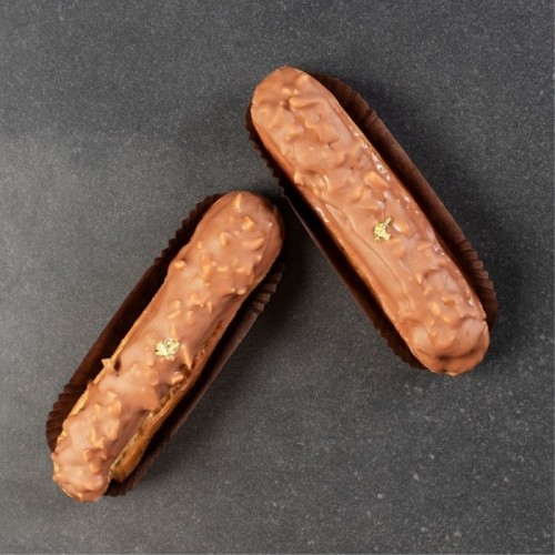 Eclair chocolat cacahuètes caramel